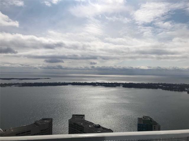 6308 - 100 Harbour St, Condo with 0 bedrooms, 1 bathrooms and 0 parking in Toronto ON | Image 9