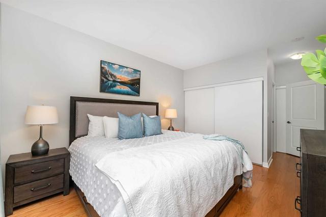 th122 - 38 Lee Centre Dr, Townhouse with 2 bedrooms, 2 bathrooms and 1 parking in Toronto ON | Image 9