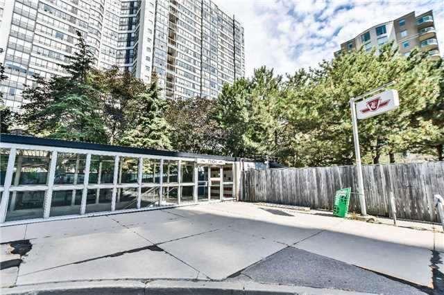 Uph2 - 8 Pemberton Ave, Condo with 2 bedrooms, 2 bathrooms and 1 parking in Toronto ON | Image 13