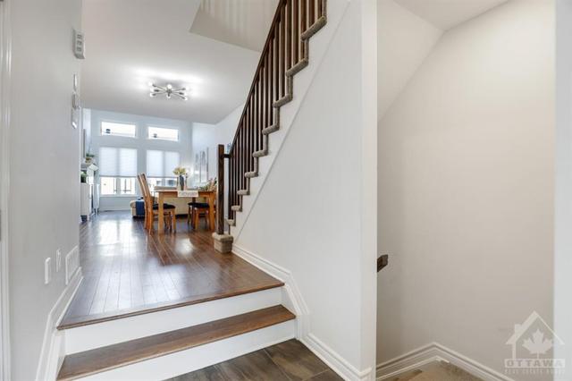 1003 Eider Street, Townhouse with 3 bedrooms, 3 bathrooms and 3 parking in Ottawa ON | Image 5