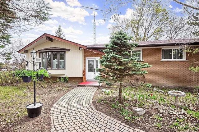 767 Davis Dr, House detached with 3 bedrooms, 1 bathrooms and 10 parking in Uxbridge ON | Image 1