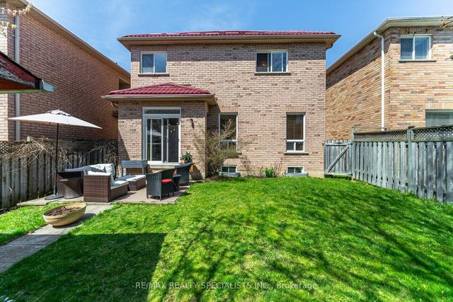 3956 Tacc Dr, House detached with 3 bedrooms, 4 bathrooms and 2 parking in Mississauga ON | Image 14