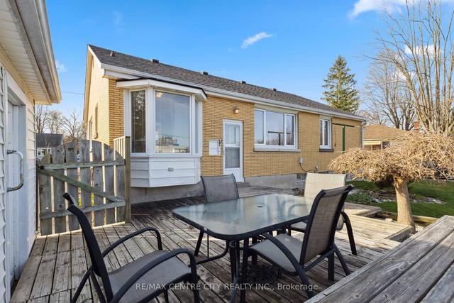116 Roehampton Ave, House detached with 3 bedrooms, 1 bathrooms and 5 parking in London ON | Image 14