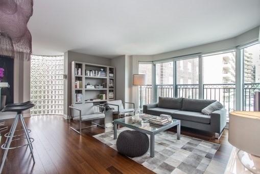 404 - 97 Lawton Blvd, Condo with 1 bedrooms, 1 bathrooms and 1 parking in Toronto ON | Image 4