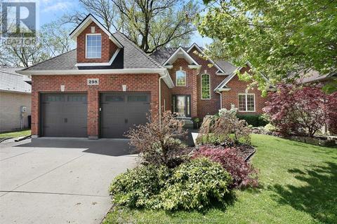 298 Woodview Drive, Essex, ON, N8M3E8 | Card Image