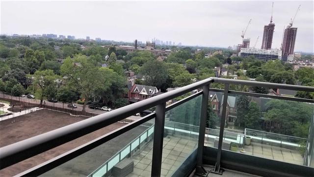 1003 - 736 Spadina Ave, Condo with 1 bedrooms, 1 bathrooms and 0 parking in Toronto ON | Image 5