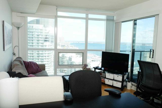 2503 - 600 Fleet St, Condo with 1 bedrooms, 1 bathrooms and 1 parking in Toronto ON | Image 1
