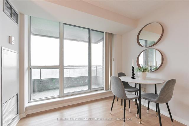 lph10 - 39 Pemberton Ave, Condo with 2 bedrooms, 2 bathrooms and 1 parking in Toronto ON | Image 15