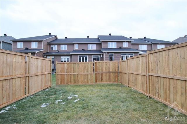 131 Overberg Way, Townhouse with 3 bedrooms, 3 bathrooms and 2 parking in Ottawa ON | Image 27