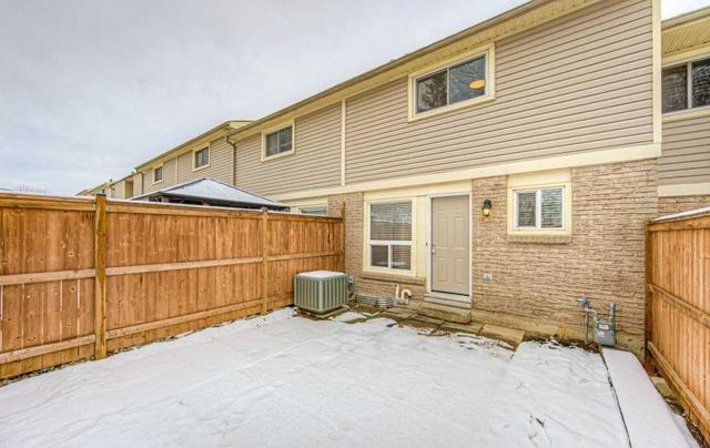k76 - 223 Pioneer Dr, Townhouse with 3 bedrooms, 1 bathrooms and 2 parking in Kitchener ON | Image 18
