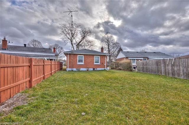 7610 Wilson Crescent, House detached with 3 bedrooms, 1 bathrooms and null parking in Niagara Falls ON | Image 16
