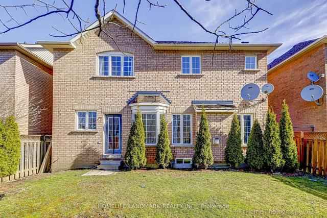 155 Old Colony Rd, House detached with 4 bedrooms, 3 bathrooms and 4 parking in Richmond Hill ON | Image 12