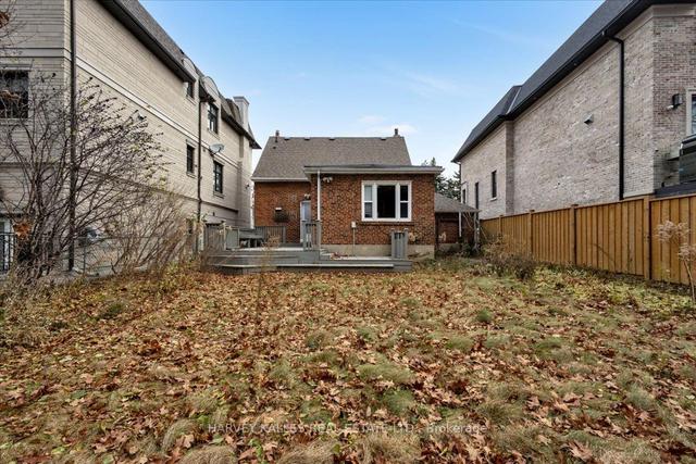 80 Bideford Ave, House detached with 3 bedrooms, 2 bathrooms and 3 parking in Toronto ON | Image 17