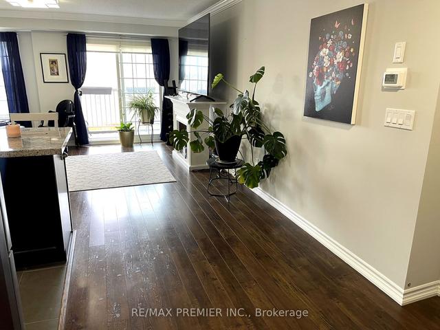 8 - 141 Isaac Devins Blvd, Townhouse with 2 bedrooms, 1 bathrooms and 1 parking in Toronto ON | Image 19