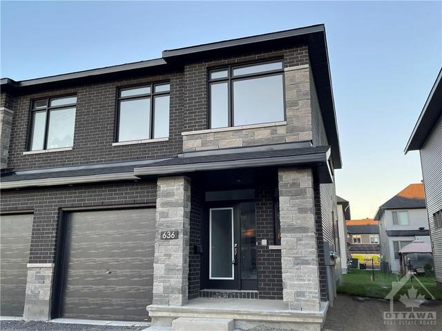 636 Cordelette Circle, Townhouse with 3 bedrooms, 3 bathrooms and 2 parking in Ottawa ON | Card Image