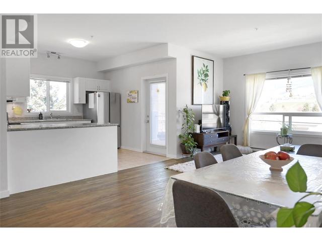 312 - 770 Rutland Road N, Condo with 2 bedrooms, 2 bathrooms and null parking in Kelowna BC | Image 11