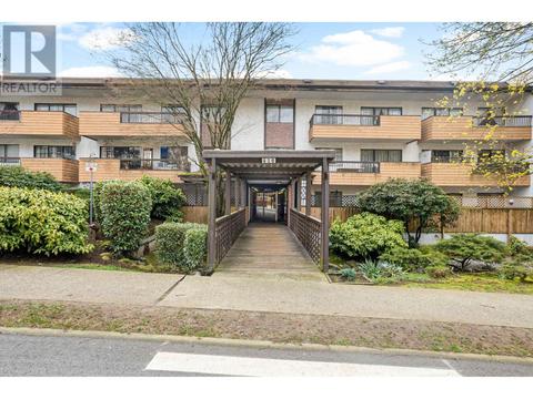 312 - 410 Agnes Street, Condo with 1 bedrooms, 1 bathrooms and 1 parking in New Westminster BC | Card Image