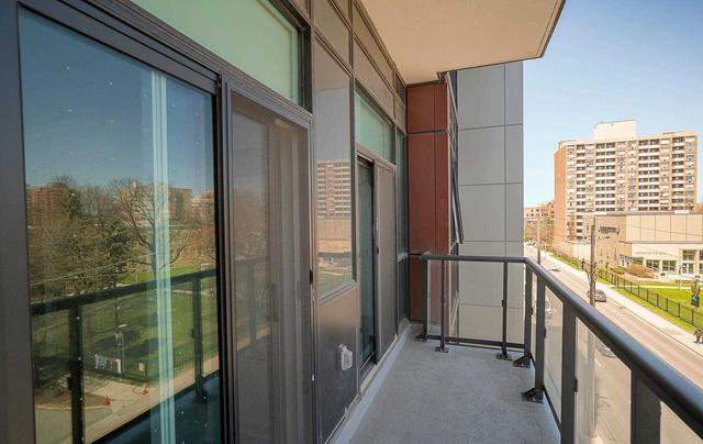 404 - 1486 Bathurst St, Condo with 2 bedrooms, 2 bathrooms and 1 parking in Toronto ON | Image 12
