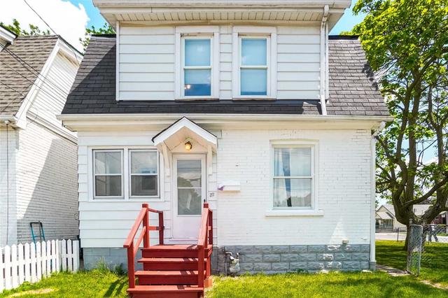 27 East 27th St, House detached with 3 bedrooms, 1 bathrooms and 1 parking in Hamilton ON | Image 18