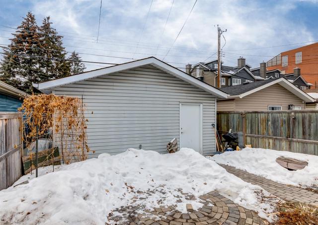 123 11 Avenue Ne, House detached with 3 bedrooms, 1 bathrooms and 2 parking in Calgary AB | Image 32