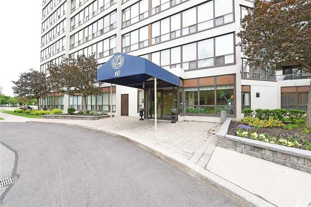 804 - 10 Laurelcrest St, Condo with 2 bedrooms, 1 bathrooms and 1 parking in Brampton ON | Image 1