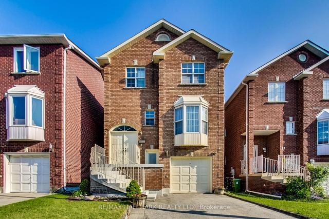 45 Forest Point Dr, House detached with 3 bedrooms, 3 bathrooms and 3 parking in Toronto ON | Image 1
