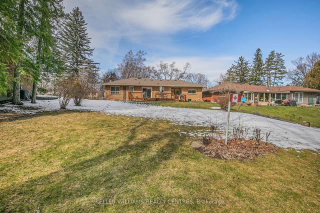 774 Sutherland Ave, House detached with 4 bedrooms, 2 bathrooms and 6 parking in Newmarket ON | Image 21