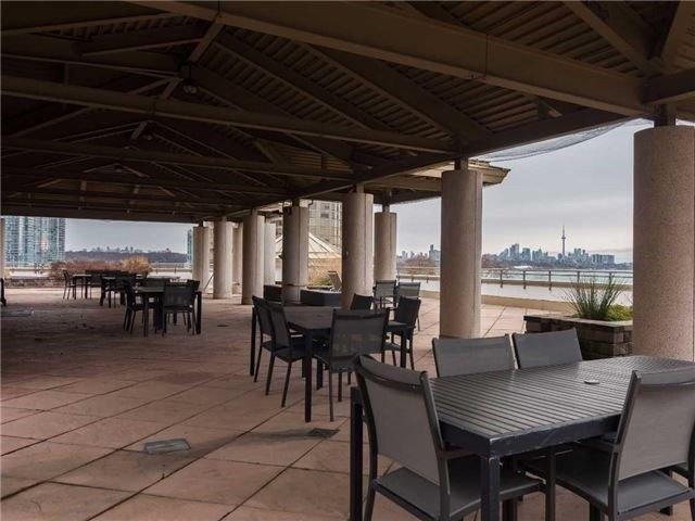 ph 104 - 88 Palace Pier, Condo with 2 bedrooms, 2 bathrooms and 1 parking in Toronto ON | Image 8