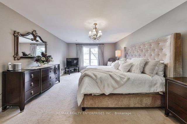 1246 Crawford Crt, House detached with 4 bedrooms, 4 bathrooms and 12 parking in Oakville ON | Image 13