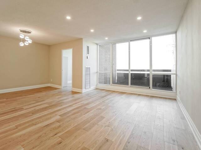 ph6 - 627 The West Mall, Condo with 3 bedrooms, 2 bathrooms and 1 parking in Toronto ON | Image 6
