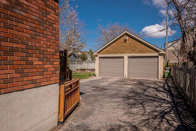 805 Johnson St, House detached with 3 bedrooms, 3 bathrooms and 6 parking in Kingston ON | Image 35