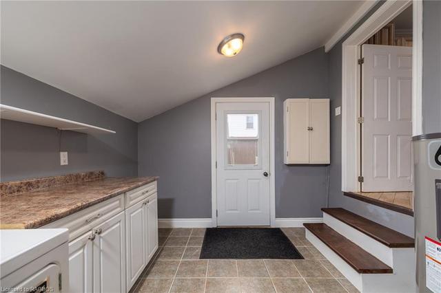 1113 3rd Ave W, House semidetached with 3 bedrooms, 1 bathrooms and 2 parking in Owen Sound ON | Image 22