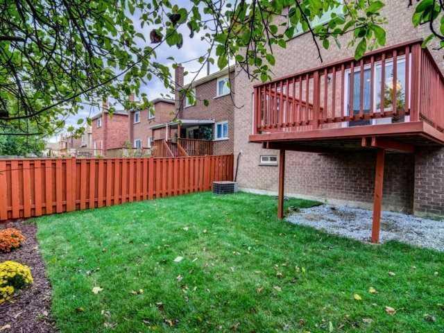 Upper - 3017 Olympus Mews, House detached with 3 bedrooms, 3 bathrooms and 2 parking in Mississauga ON | Image 8