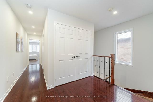 5178 Nestling Grve, House semidetached with 4 bedrooms, 4 bathrooms and 3 parking in Mississauga ON | Image 11