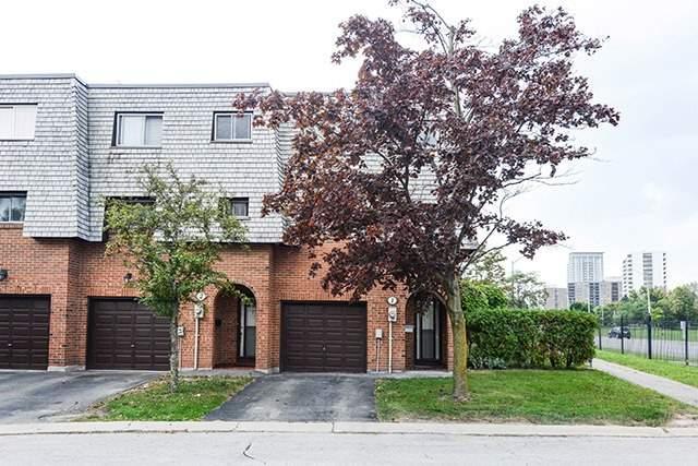 1 Briar Path, Townhouse with 4 bedrooms, 2 bathrooms and 2 parking in Brampton ON | Image 1