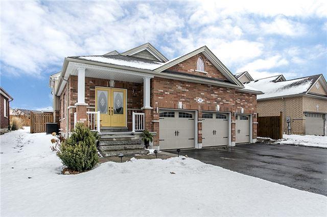 1003 Wesley St, House detached with 3 bedrooms, 4 bathrooms and 6 parking in Innisfil ON | Image 1