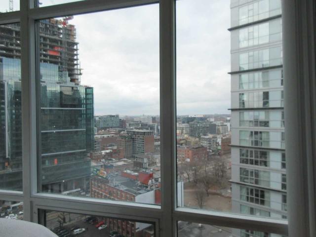 2611 - 373 Front St W, Condo with 1 bedrooms, 1 bathrooms and 1 parking in Toronto ON | Image 7
