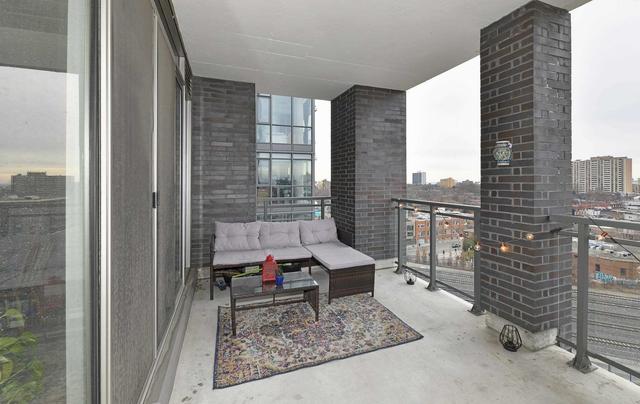 1013 - 20 Minowan Miikan Lane, Condo with 1 bedrooms, 1 bathrooms and 1 parking in Toronto ON | Image 2