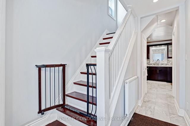 135 William St, House detached with 3 bedrooms, 3 bathrooms and 5 parking in Toronto ON | Image 5