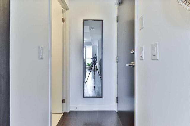2413 - 55 Regent Park Blvd, Condo with 1 bedrooms, 1 bathrooms and 0 parking in Toronto ON | Image 2