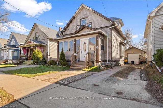 176 Lake St, House detached with 3 bedrooms, 2 bathrooms and 4 parking in St. Catharines ON | Image 12