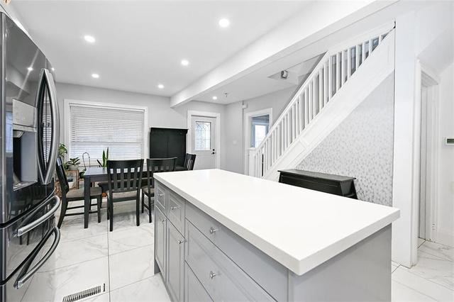 177 Maplewood Avenue, House detached with 4 bedrooms, 2 bathrooms and 6 parking in Hamilton ON | Image 11