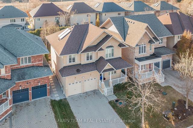 1158 Quaker Tr, House detached with 4 bedrooms, 4 bathrooms and 6 parking in Newmarket ON | Image 1