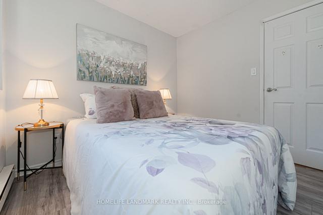11 - 123 Milestone Cres, Townhouse with 3 bedrooms, 2 bathrooms and 2 parking in Aurora ON | Image 10