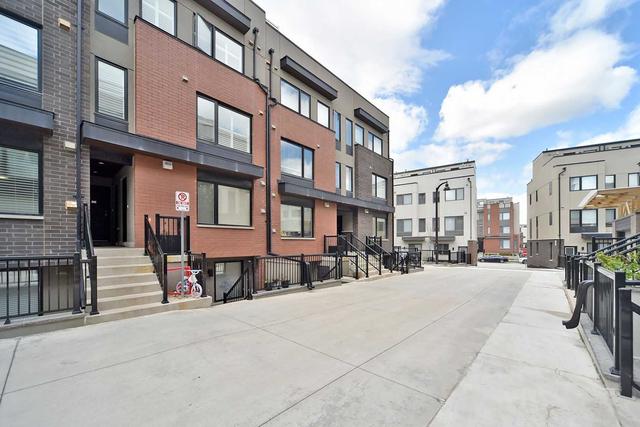 11 - 142 William Duncan Rd, Townhouse with 2 bedrooms, 2 bathrooms and 1 parking in Toronto ON | Image 32