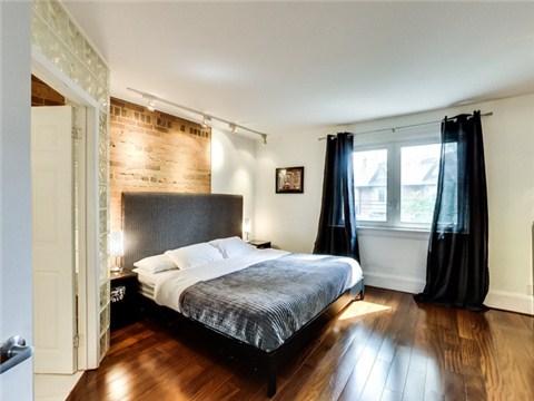 18 Bertmount Ave, House semidetached with 2 bedrooms, 3 bathrooms and 1 parking in Toronto ON | Image 14