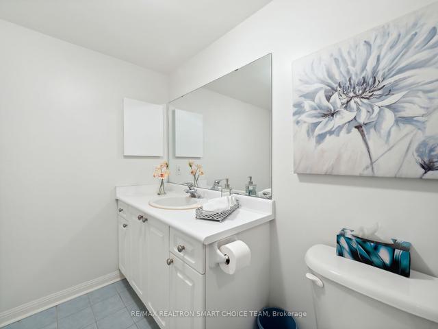 319 - 2506 Rutherford Rd, Condo with 2 bedrooms, 2 bathrooms and 0 parking in Vaughan ON | Image 17