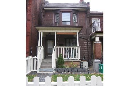 271 Delaware Ave, House detached with 3 bedrooms, 2 bathrooms and null parking in Toronto ON | Image 1