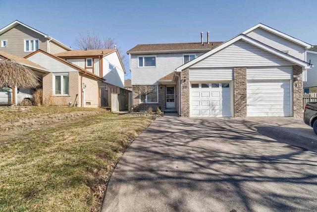 39 Nottawasaga Cres, House semidetached with 3 bedrooms, 4 bathrooms and 5 parking in Brampton ON | Image 12