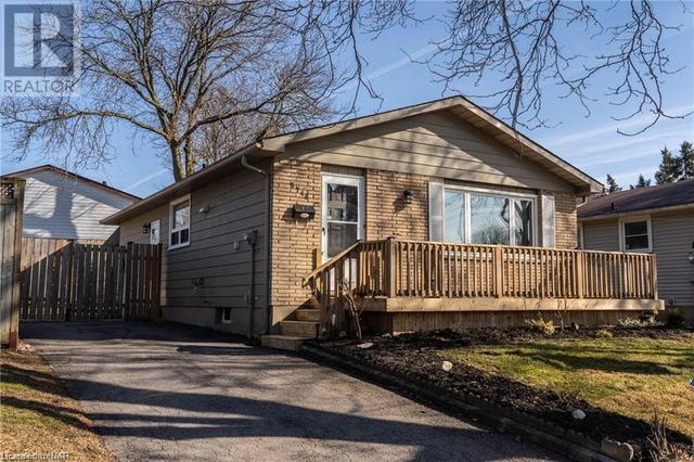 5746 Heritage Drive, House detached with 5 bedrooms, 2 bathrooms and 2 parking in Niagara Falls ON | Image 14